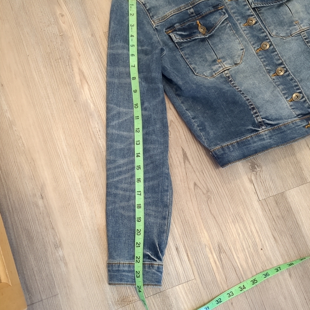 ‼️SALE LILA RYAN DENIM JEAN JACKET SIZE M BUTTON POCKETS EUC - Picture 6 of 12